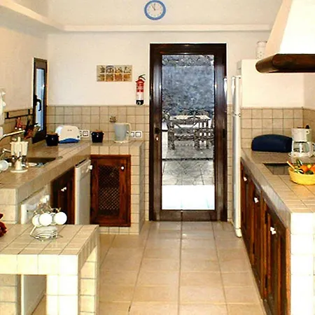 Holiday Villas Kamezi Playa Blanca Ace03034 Oyb Playa Blanca